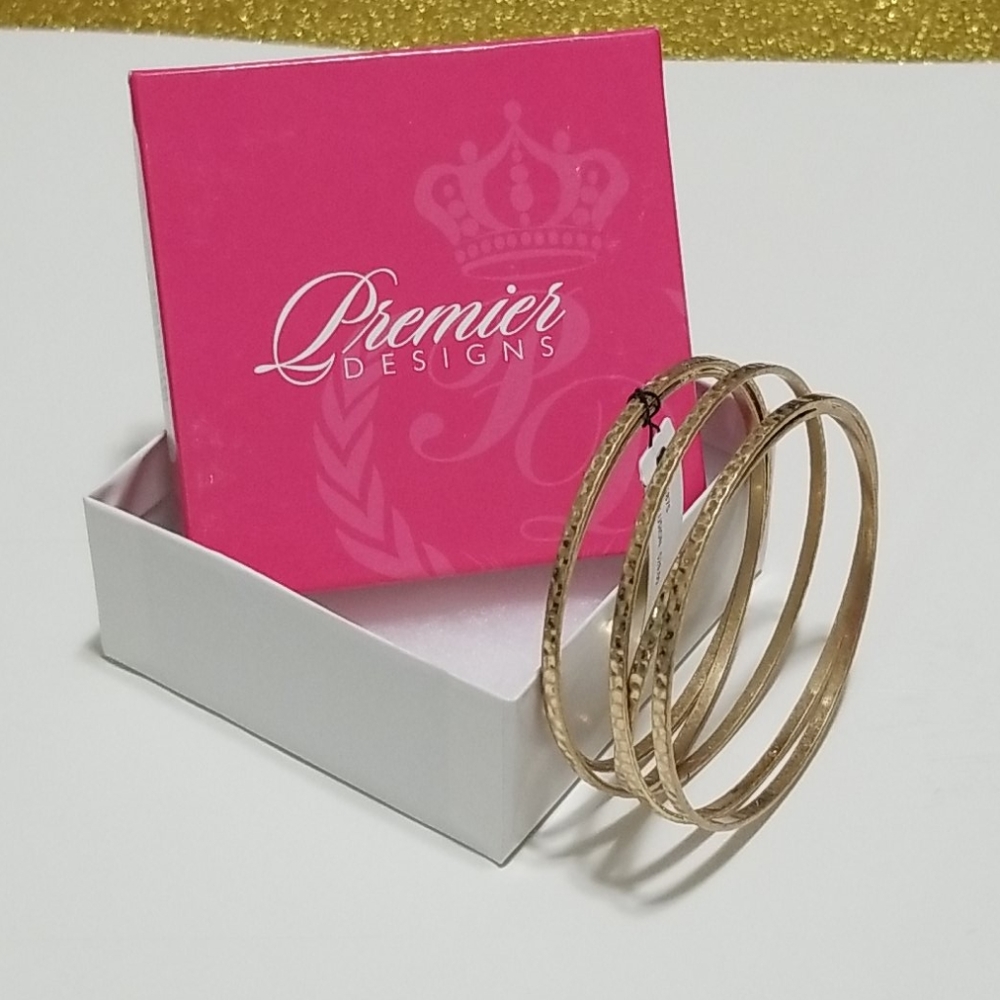 Illusion Bracelet